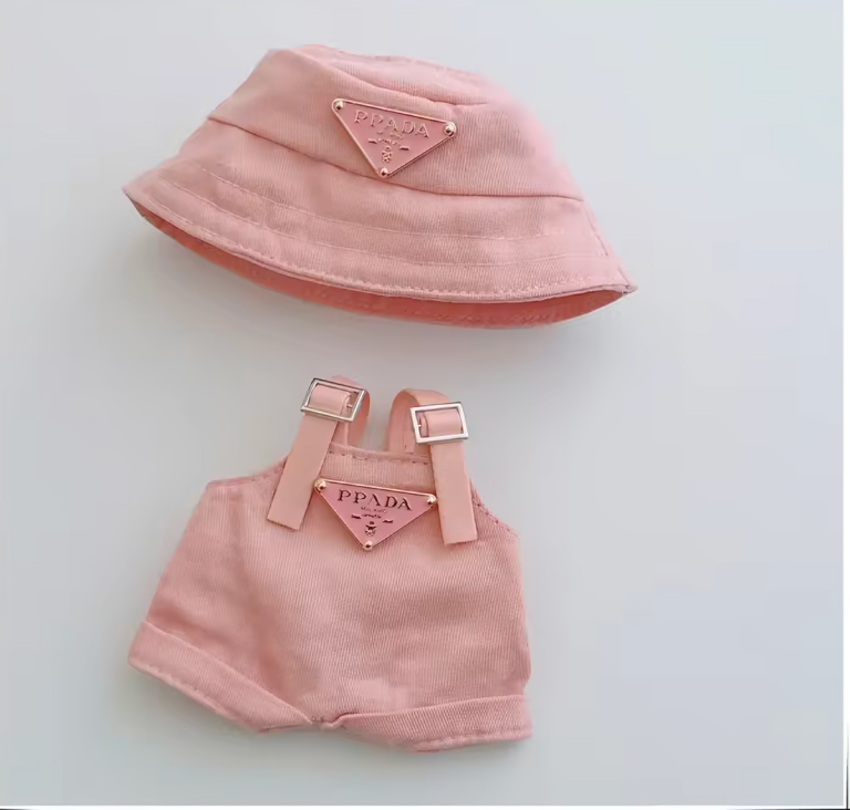 Roupa Labubu da Prada